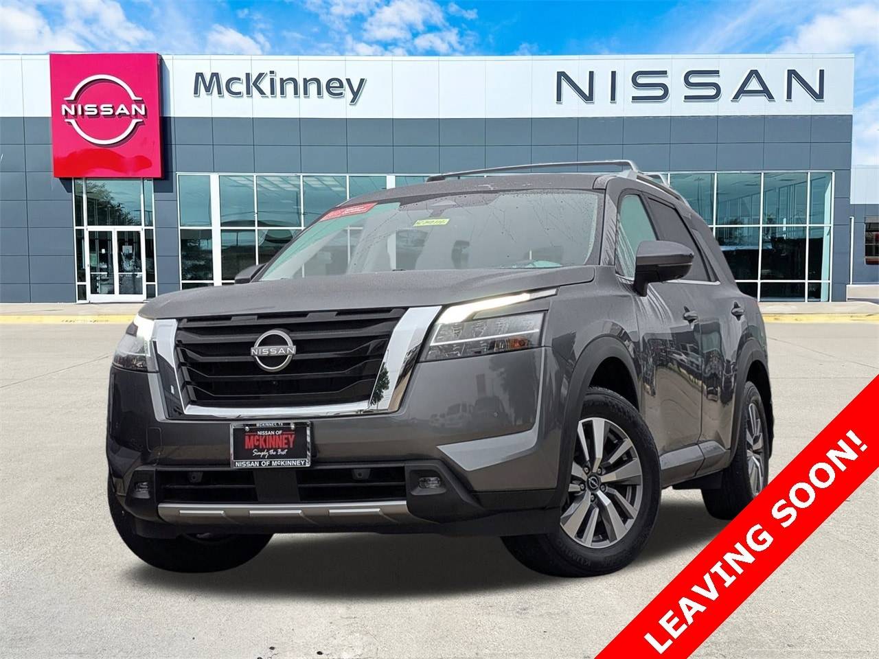 2022 Nissan Pathfinder SL — SUV — 24,529 mi — McKinney, TX