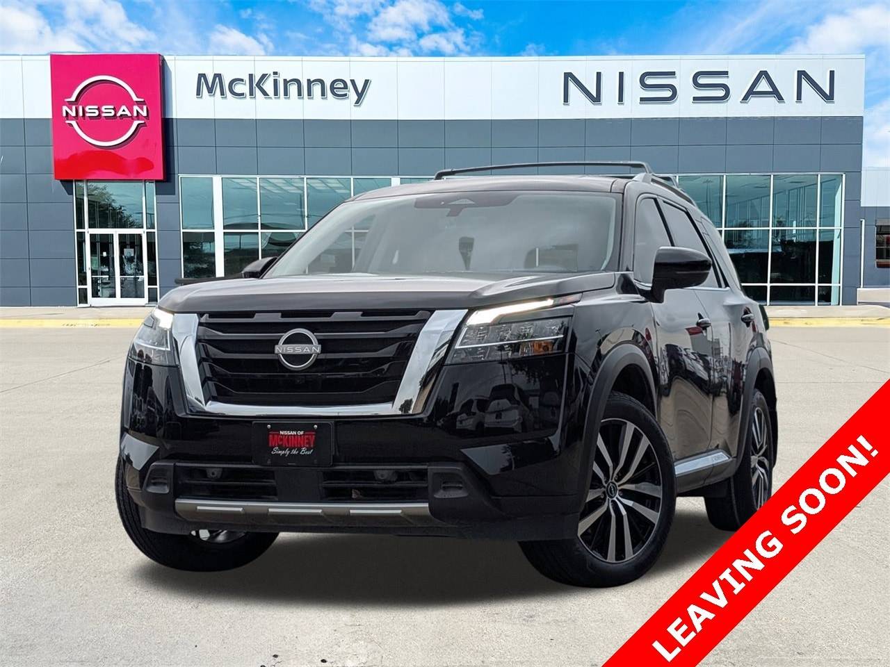 2024 Nissan Pathfinder Platinum — SUV — 17,418 mi — McKinney, TX