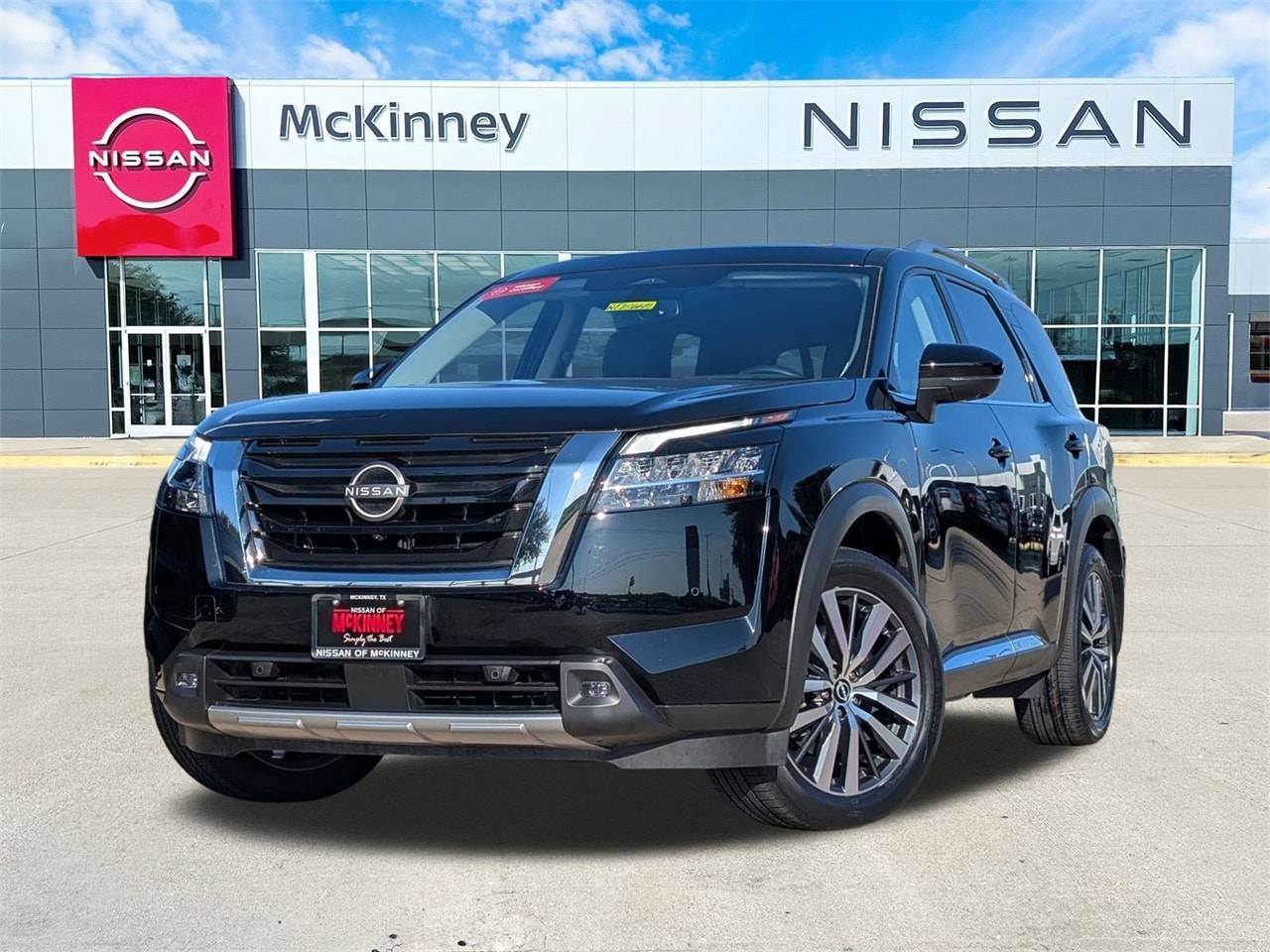 2022 Nissan Pathfinder Platinum — SUV — 23,284 mi — McKinney, TX