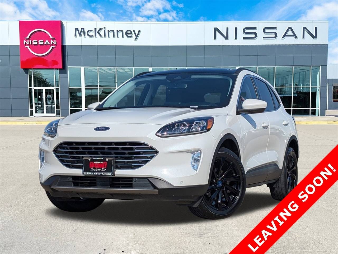 2022 Ford Escape Titanium — SUV — 28,961 mi — McKinney, TX