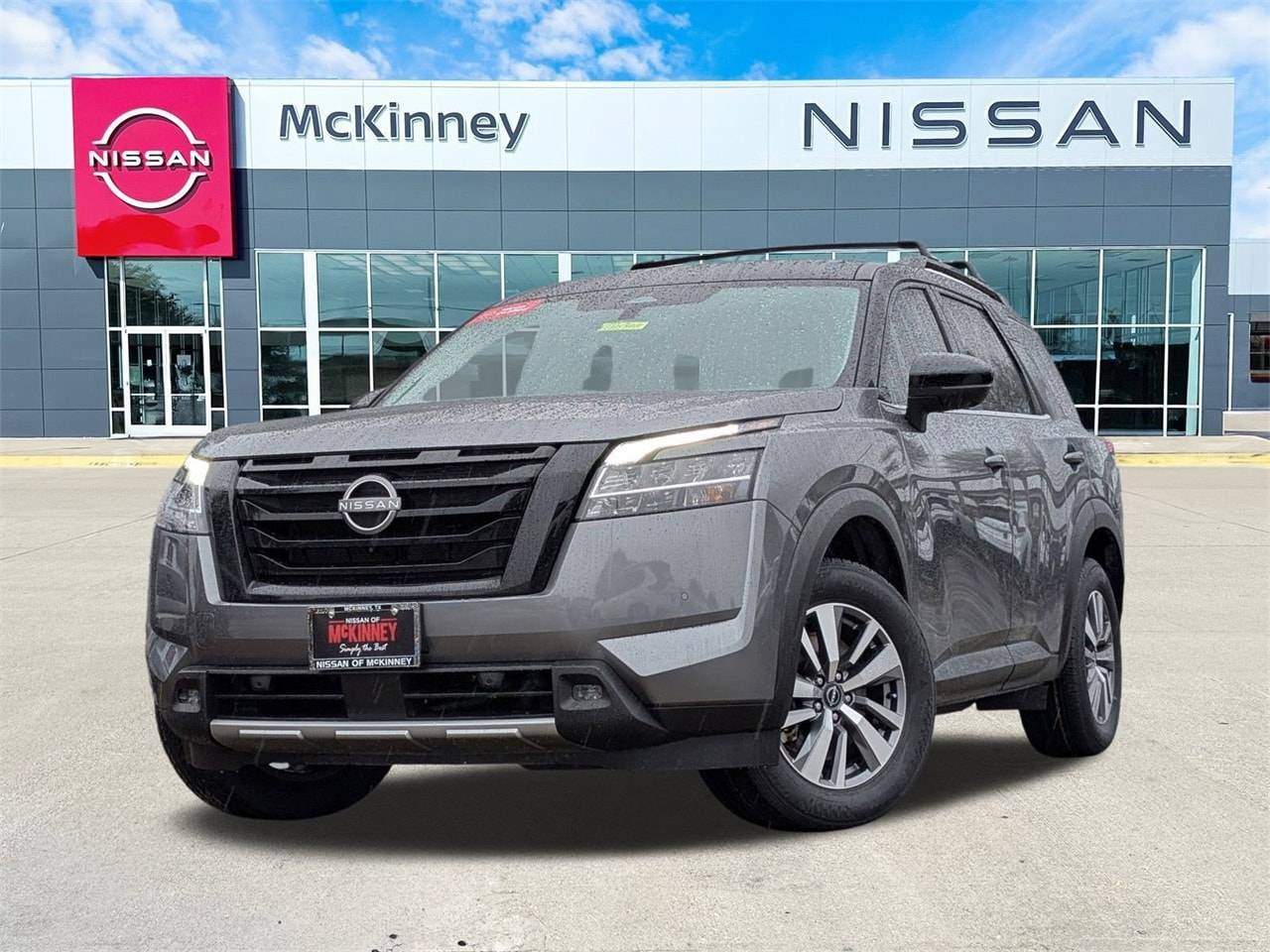 2023 Nissan Pathfinder SL — SUV — 23,582 mi — McKinney, TX