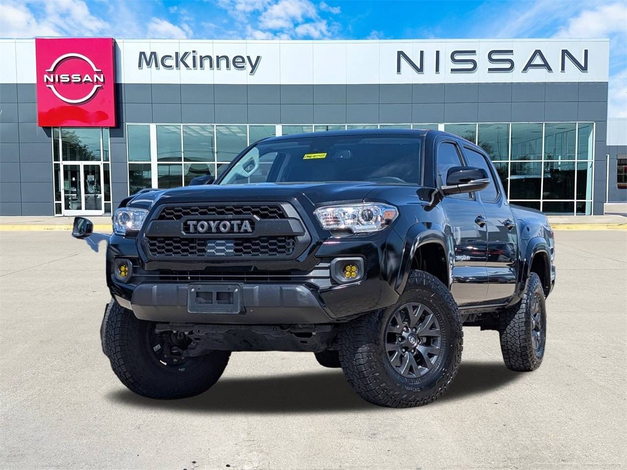 2023 Toyota Tacoma SR — Pickup Truck — 18,911 mi — McKinney, TX