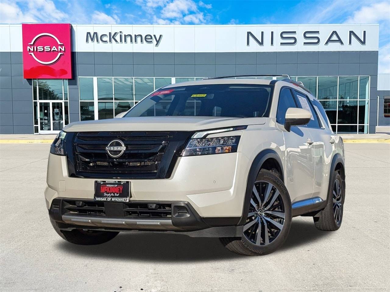 2023 Nissan Pathfinder Platinum — SUV — 27,086 mi — McKinney, TX