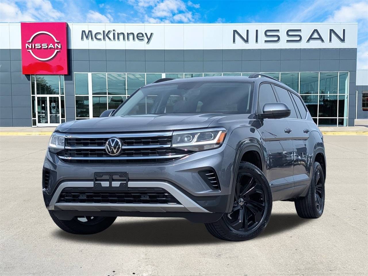 2022 Volkswagen Atlas SE with Technology — SUV — 31,142 mi — McKinney, TX