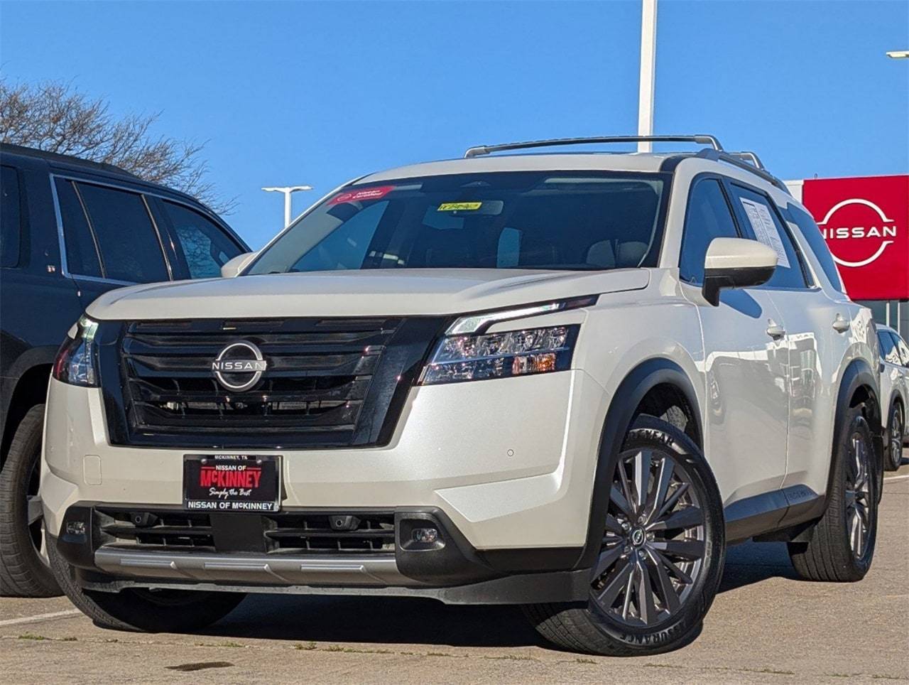 2023 Nissan Pathfinder SL — SUV — 16,808 mi — McKinney, TX