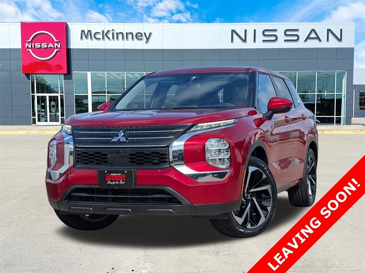 2022 Mitsubishi Outlander ES — SUV — 66,236 mi — McKinney, TX