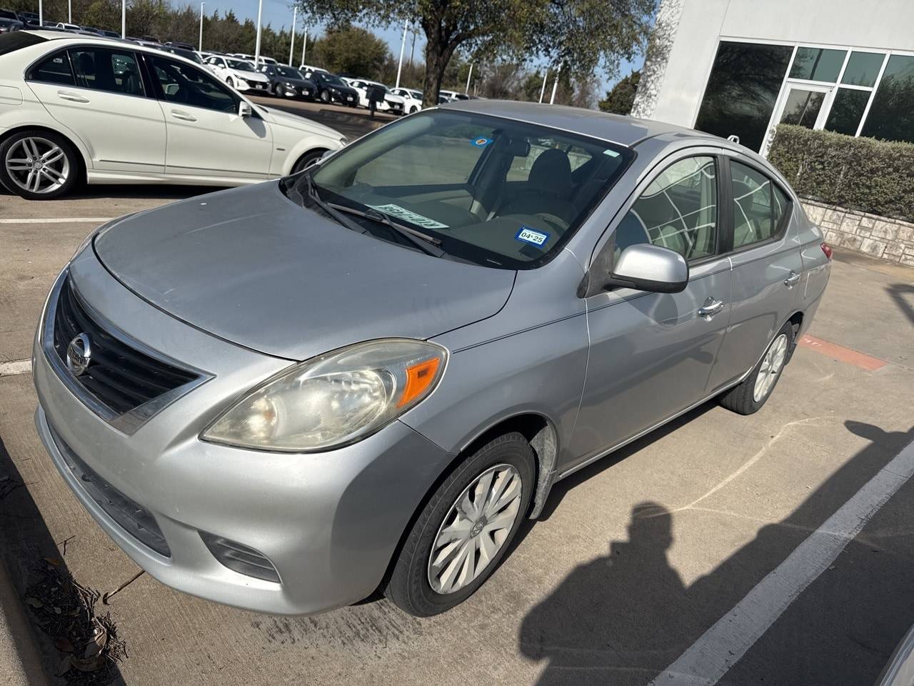 2012 Nissan Versa 1.6 SV — Sedan — 129,942 mi — Grapevine, TX