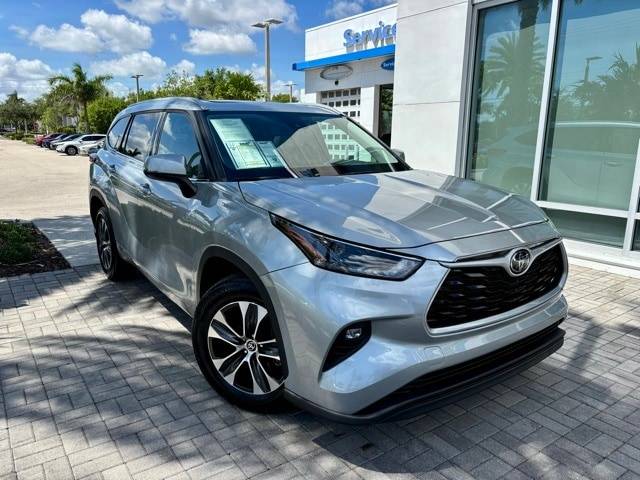 2022 Toyota Highlander XLE — SUV — 33,845 mi — Delray Beach, FL