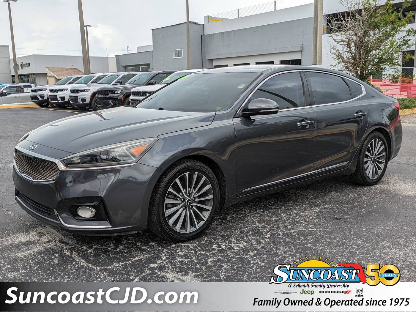 2019 Kia Cadenza Premium — Sedan — 76,784 mi — Seminole, FL