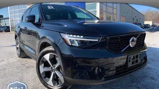 2024 Volvo XC40 Core — SUV — 13,667 mi — Tiverton, RI