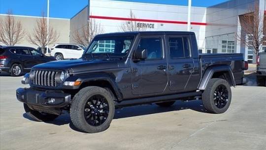 2024 Jeep Gladiator Nighthawk — Pickup Truck — 7,986 mi — Omaha, NE