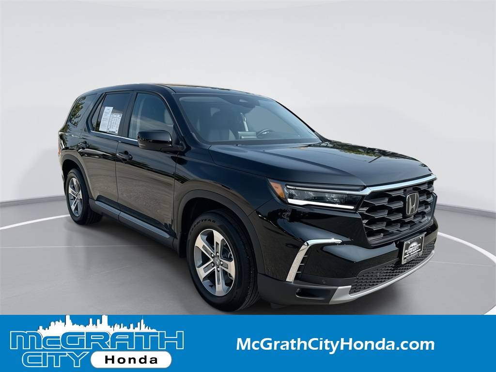2025 Honda Pilot EX-L — SUV — 3,820 mi — Chicago, IL