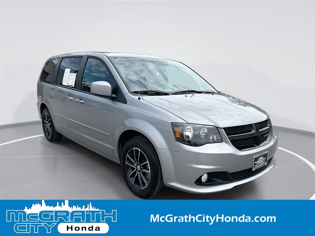 2016 Dodge Grand Caravan SXT — Minivan — 22,311 mi — Chicago, IL