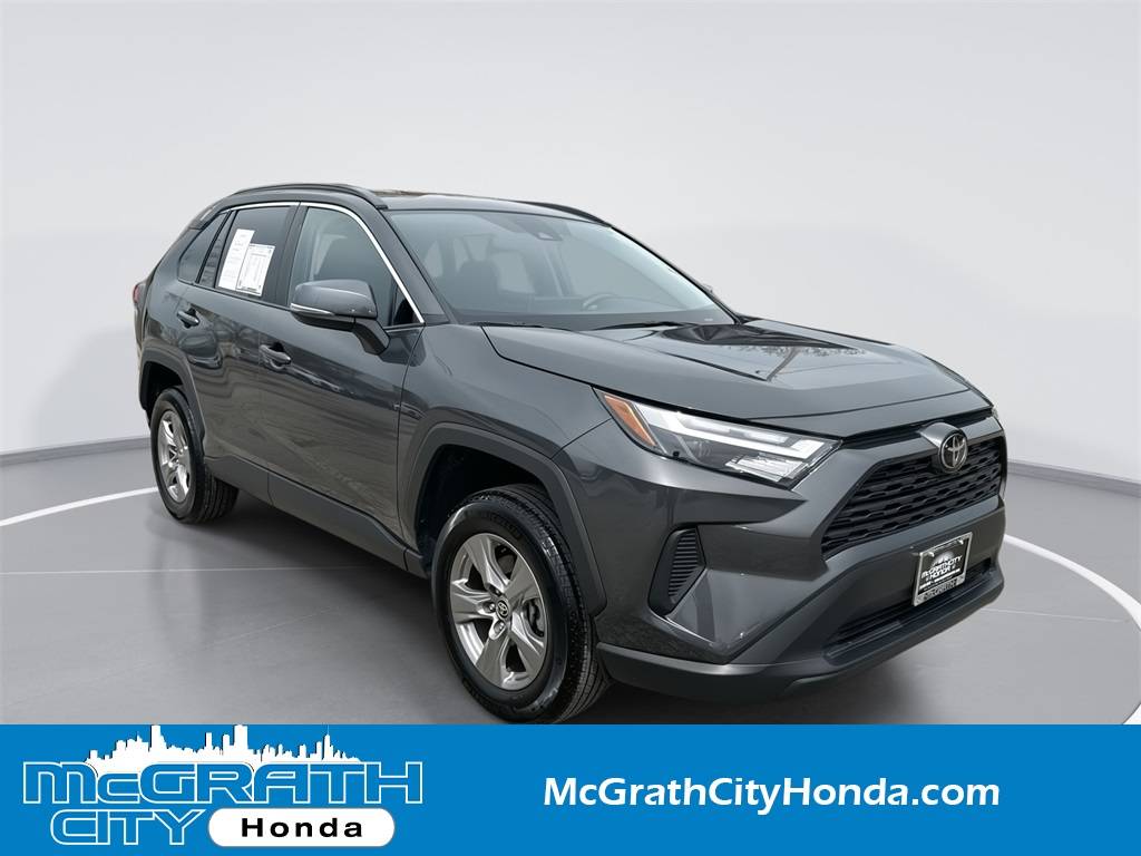 2024 Toyota RAV4 XLE — SUV — 22,404 mi — Chicago, IL