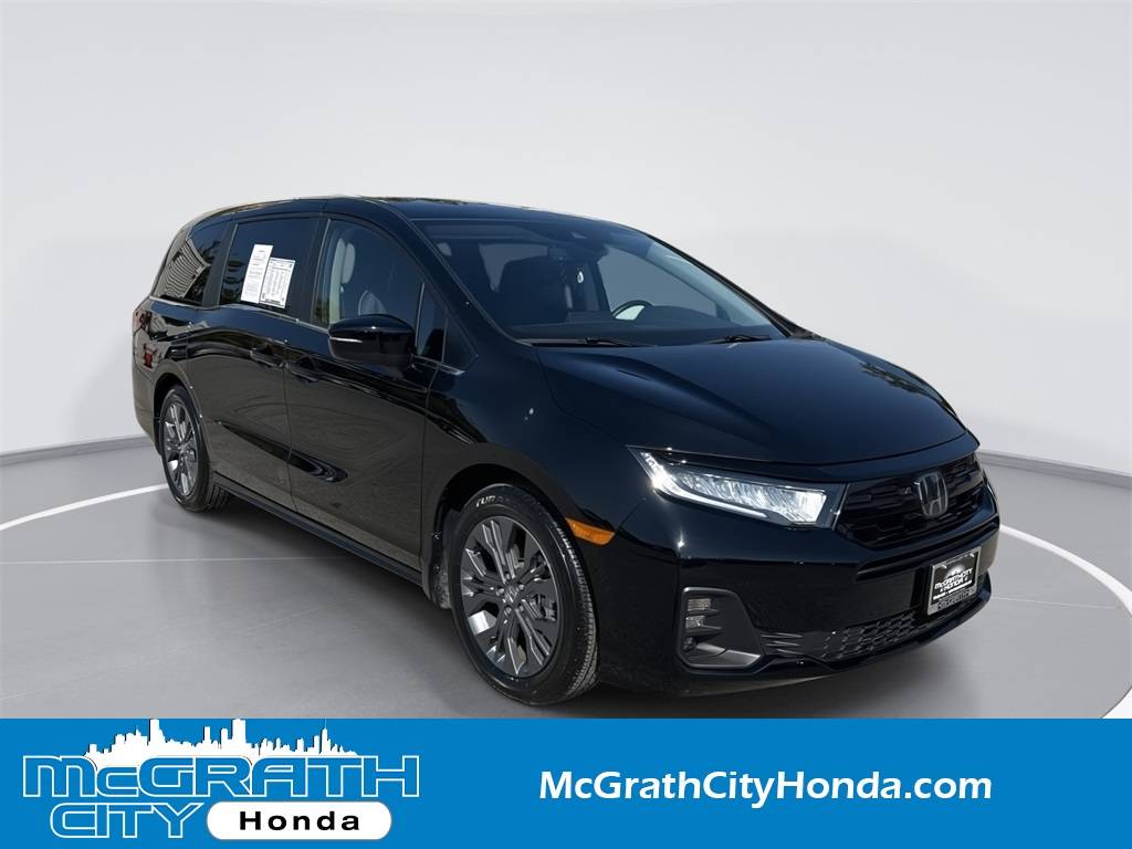 2025 Honda Odyssey Touring — Minivan — 7,511 mi — Chicago, IL