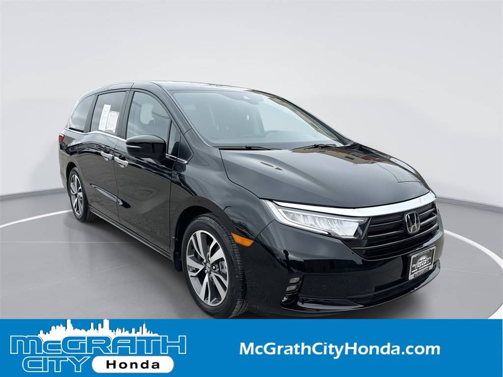 2024 Honda Odyssey Touring — Minivan — 6,781 mi — Chicago, IL