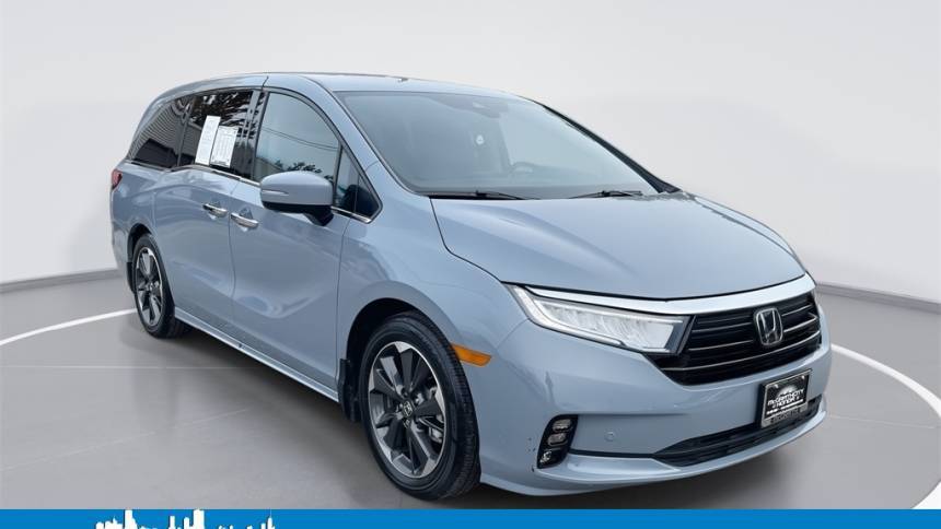 2024 Honda Odyssey Elite — Minivan — 8,460 mi — Chicago, IL