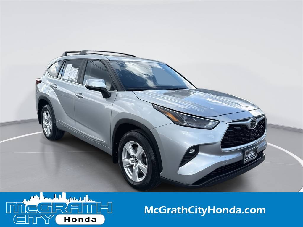 2023 Toyota Highlander LE — SUV — 58,611 mi — Chicago, IL