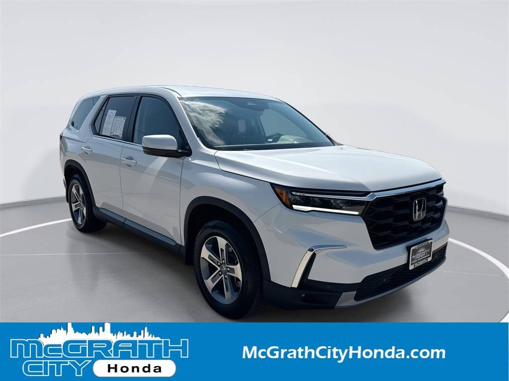 2025 Honda Pilot EX-L — SUV — 4,037 mi — Chicago, IL