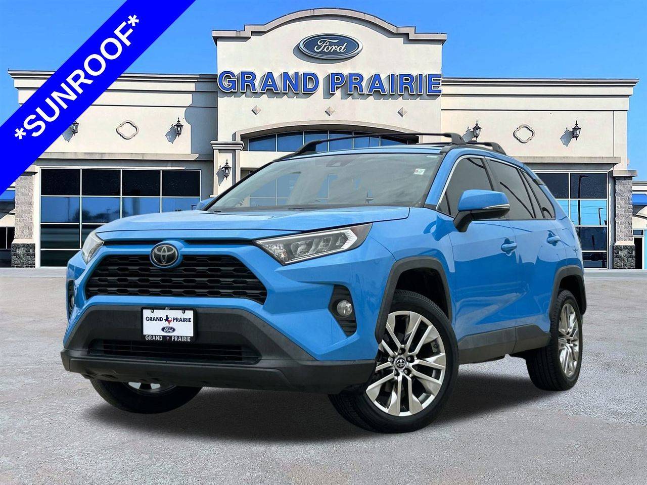 2019 Toyota RAV4 XLE Premium — SUV — 37,743 mi — Grand Prairie, TX