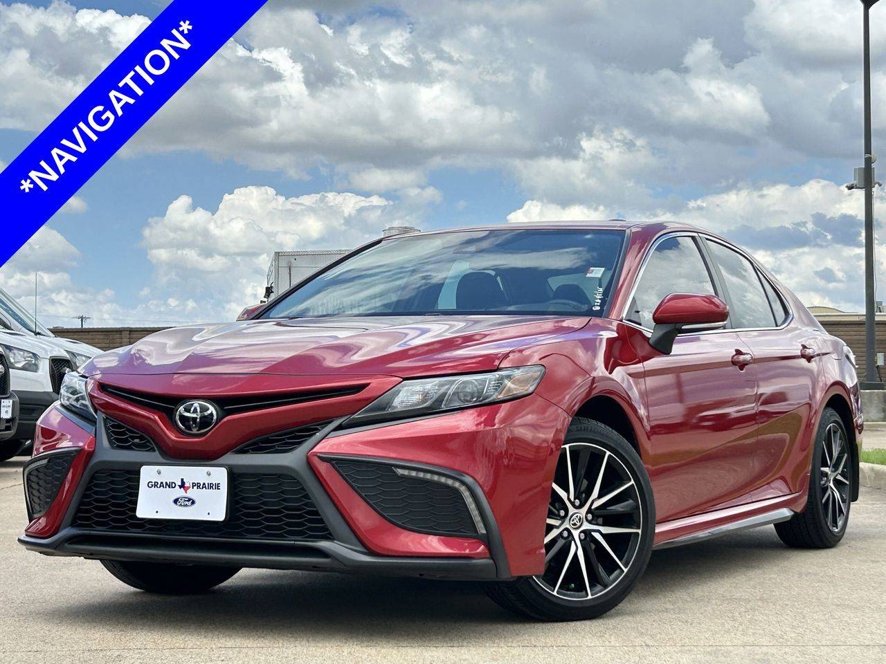 2023 Toyota Camry SE — Sedan — 27,559 mi — Grand Prairie, TX