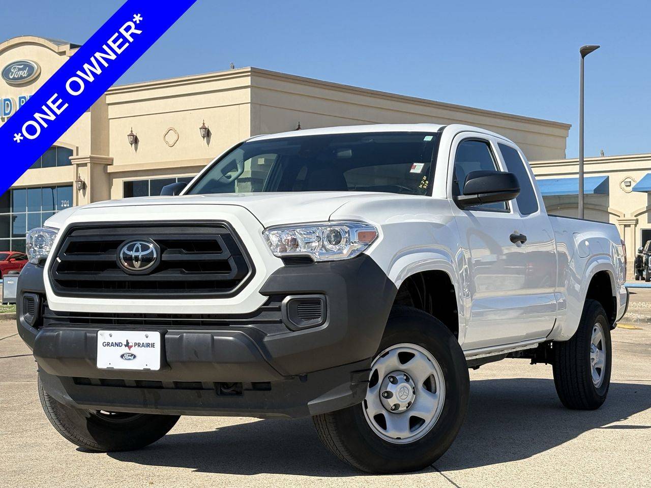 2023 Toyota Tacoma SR — Pickup Truck — 31,137 mi — Grand Prairie, TX
