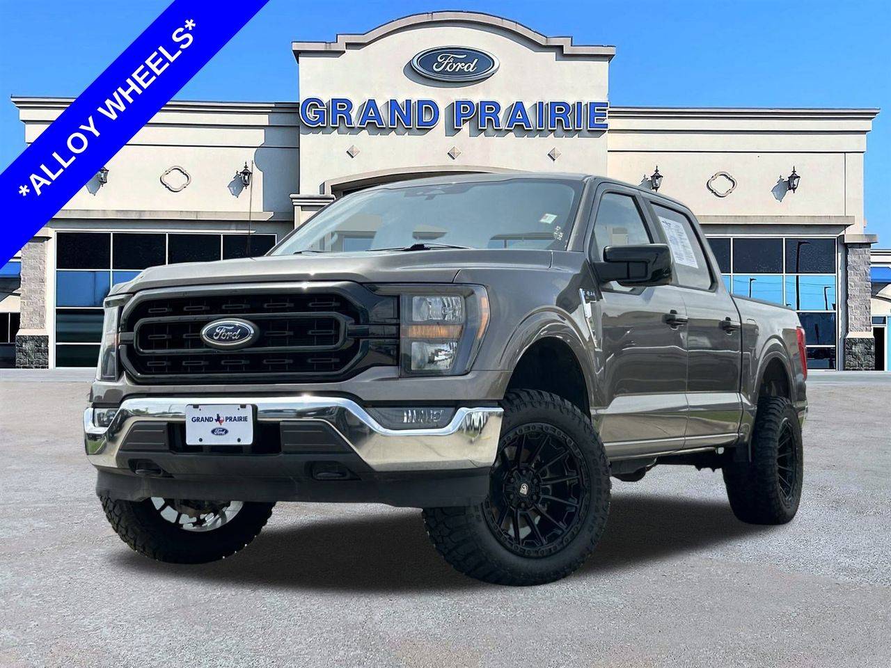 2023 Ford F-150 XLT — Pickup Truck — 27,615 mi — Grand Prairie, TX