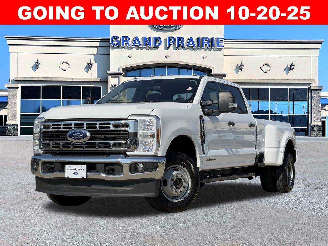 2024 Ford Super Duty F-350 XL — Pickup Truck — 61,315 mi — Grand Prairie, TX