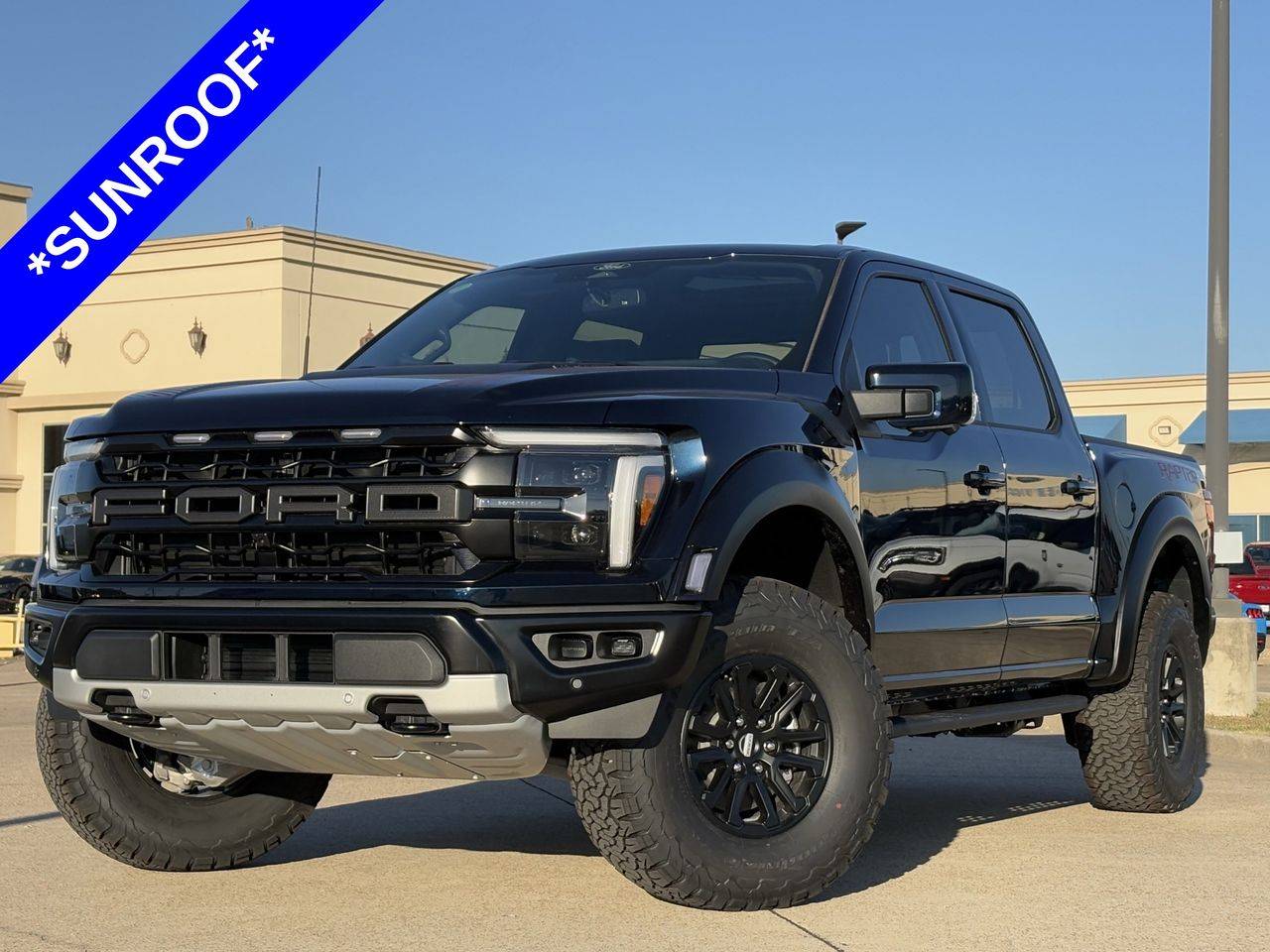 2024 Ford Super Duty F-250 LARIAT — Pickup Truck — 5,005 mi — Grand Prairie, TX