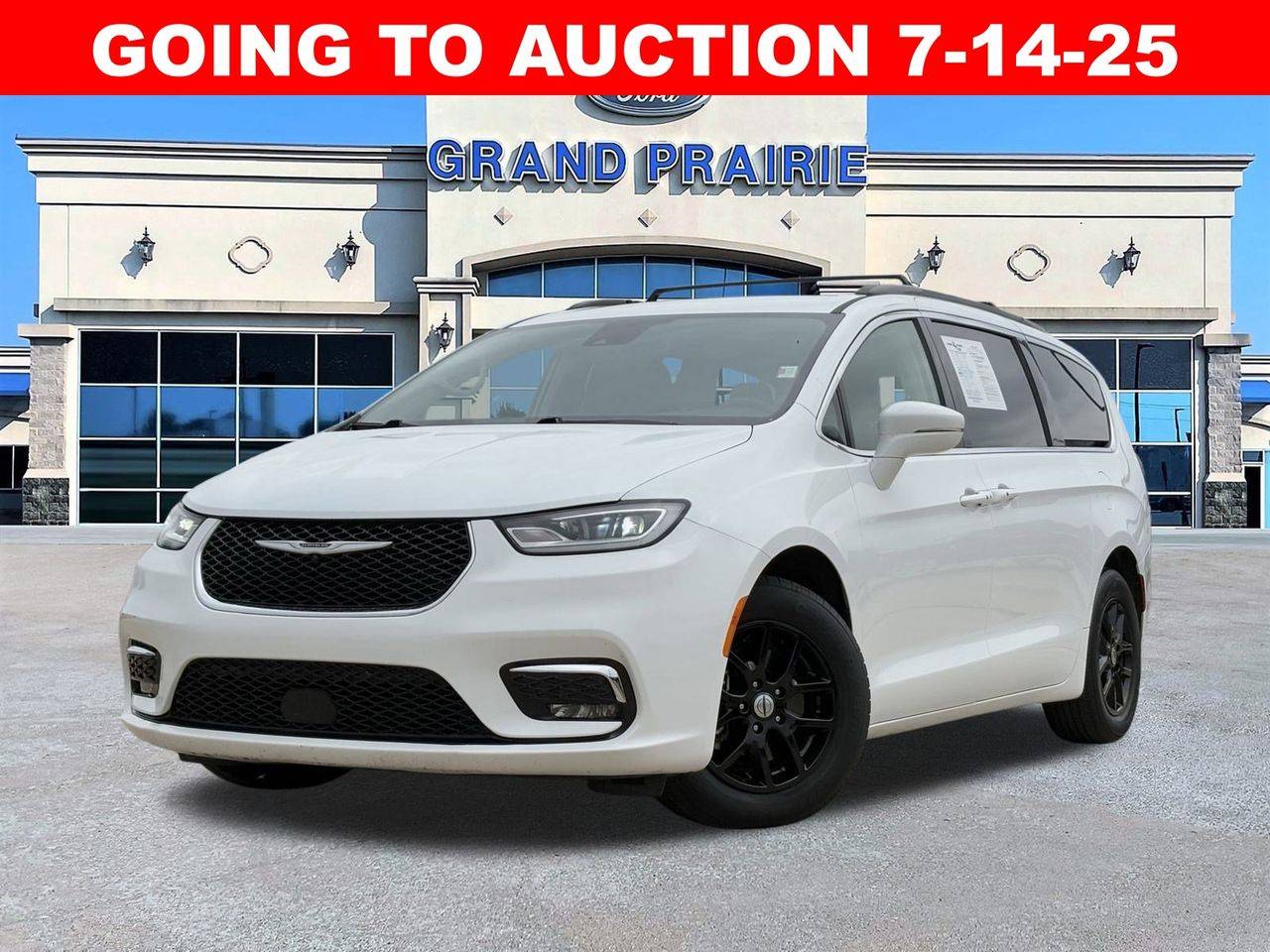 2022 Chrysler Pacifica Touring L — Minivan — 74,165 mi — Grand Prairie, TX