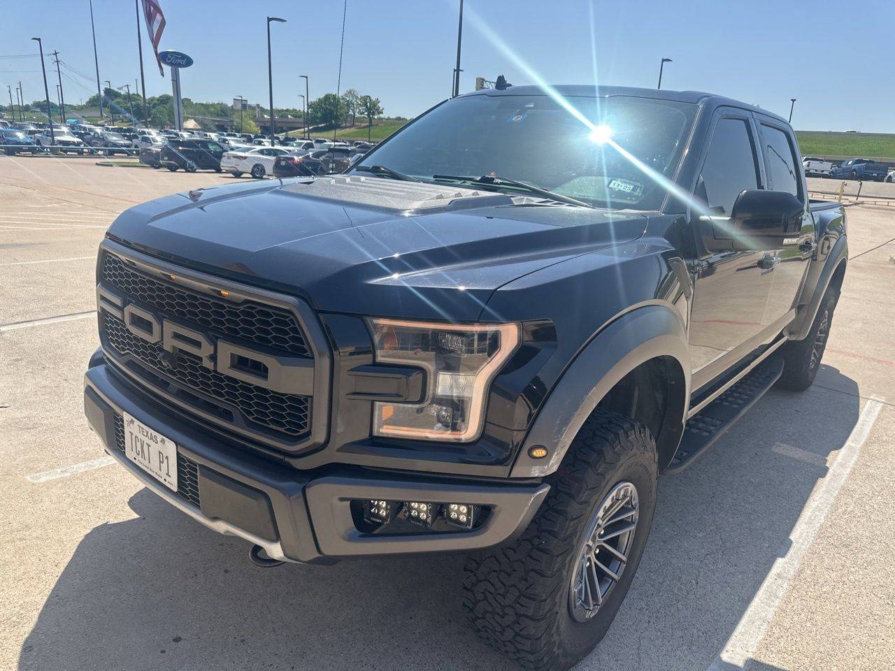 2019 Ford F-150 Raptor — Pickup Truck — 107,895 mi — Grand Prairie, TX