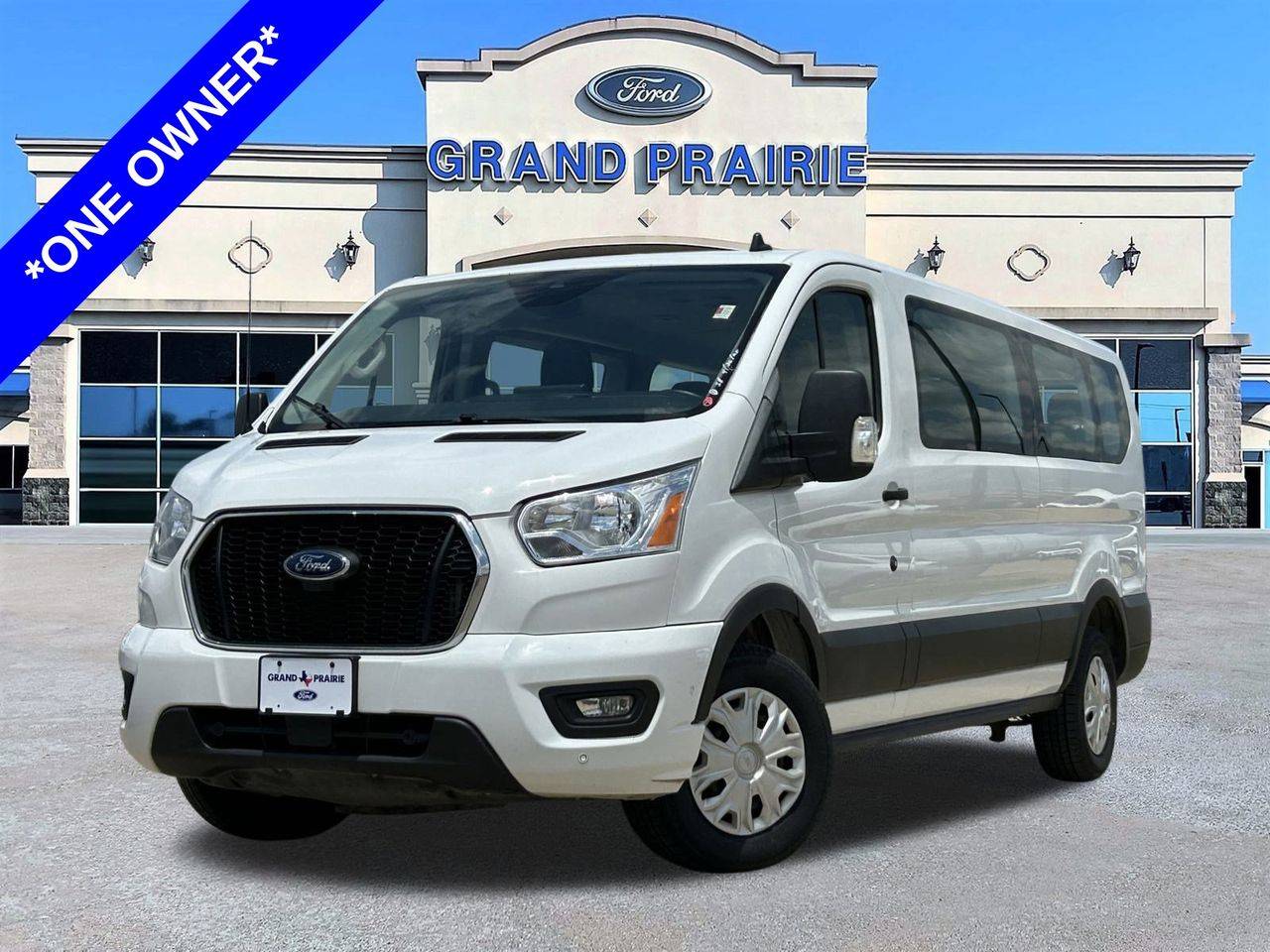 2022 Ford Transit Passenger Wagon T-350 XLT — Passenger Van — 68,684 mi — Grand Prairie, TX