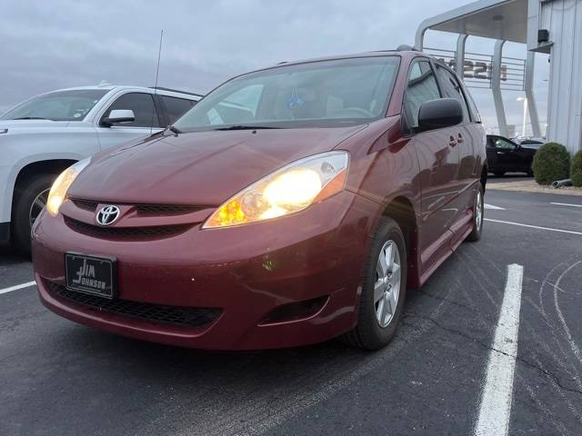 2008 Toyota Sienna LE — Minivan — 65,208 mi — Bowling Green, KY