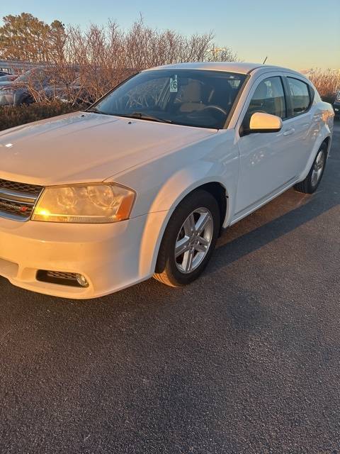 2013 Dodge Avenger SXT — Sedan — 104,963 mi — Bowling Green, KY