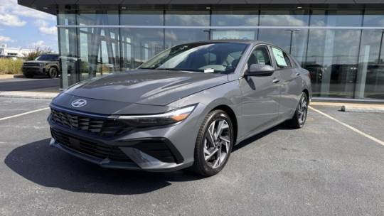 2025 Hyundai Elantra SEL Convenience