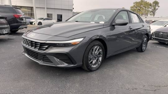2024 Hyundai Elantra SEL — Sedan — 4,438 mi — Bowling Green, KY