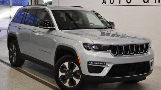 2022 Jeep Grand Cherokee 4xe — SUV — 8,733 mi — Lincoln, NE