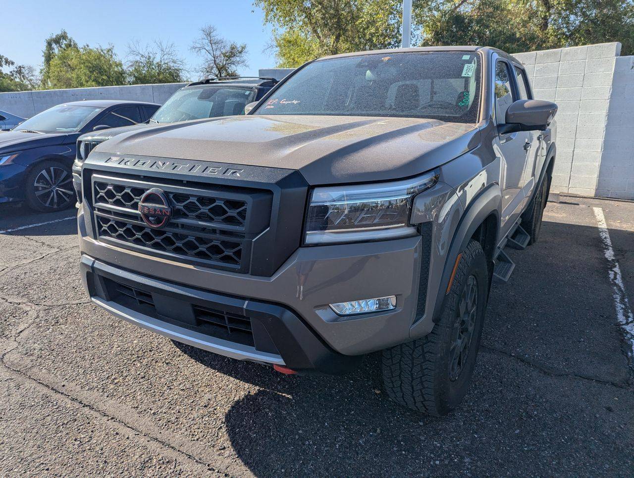 2022 Nissan Frontier PRO-4X — Pickup Truck — 8,001 mi — Peoria, AZ