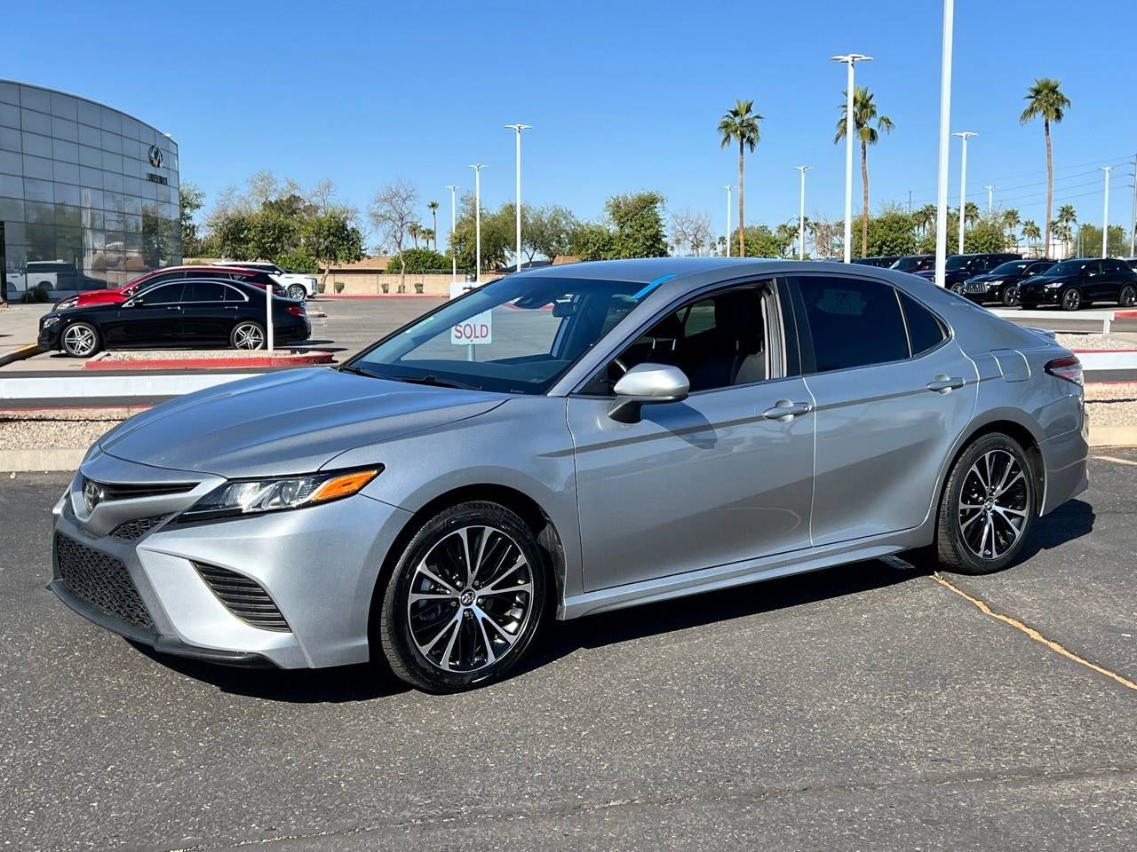 2019 Toyota Camry SE — Sedan — 104,609 mi — Peoria, AZ
