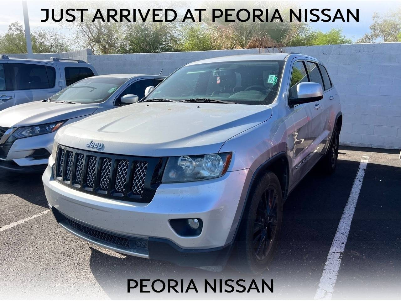 2012 Jeep Grand Cherokee Laredo Altitude — SUV — 123,585 mi — Peoria, AZ