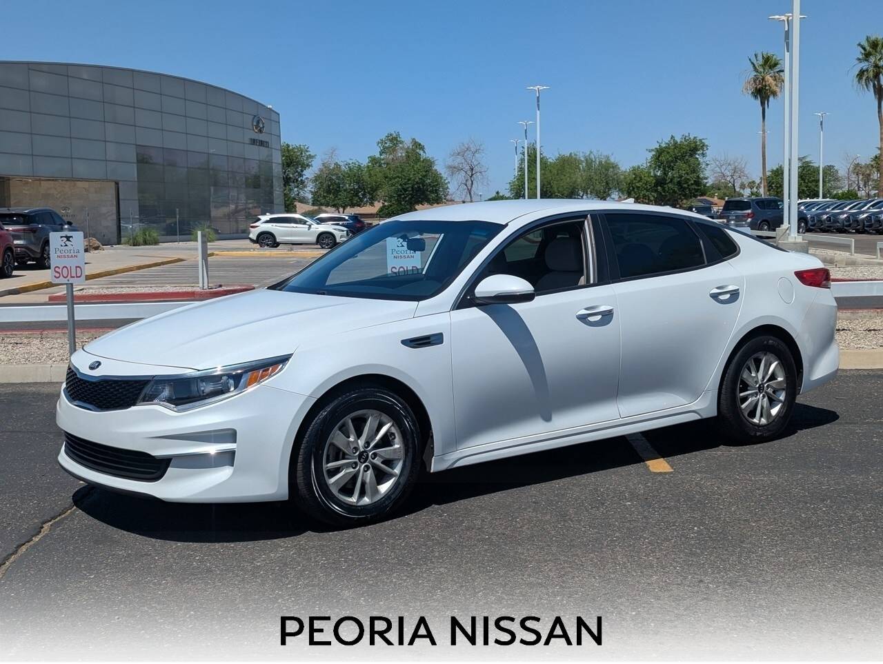 2016 Kia Optima LX — Sedan — 114,818 mi — Peoria, AZ