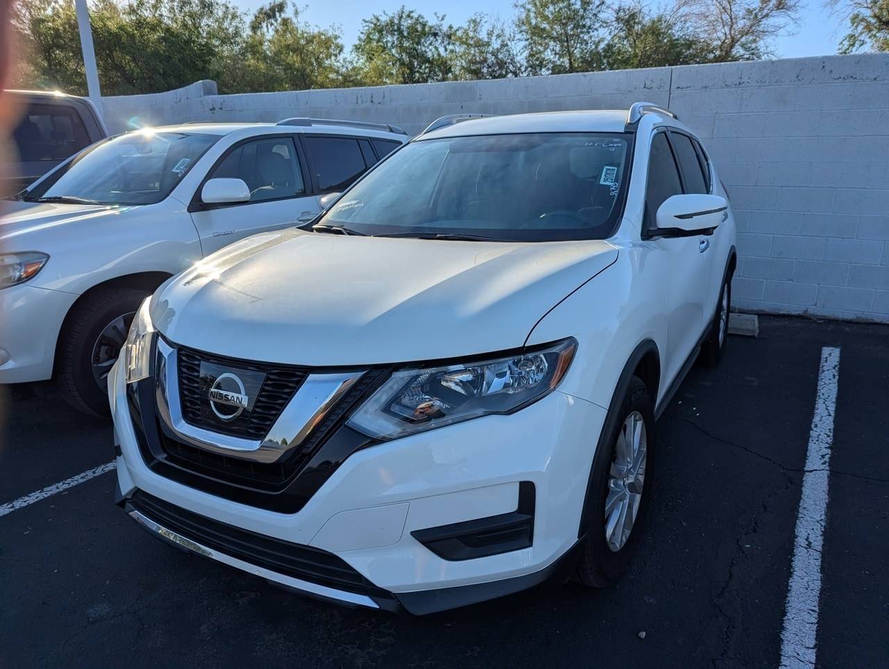 2017 Nissan Rogue SV — SUV — 31,743 mi — Peoria, AZ