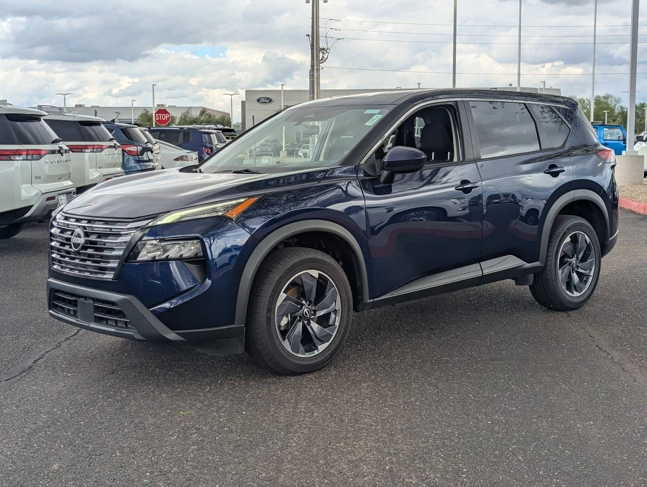 2024 Nissan Rogue SV — SUV — 32,340 mi — Peoria, AZ