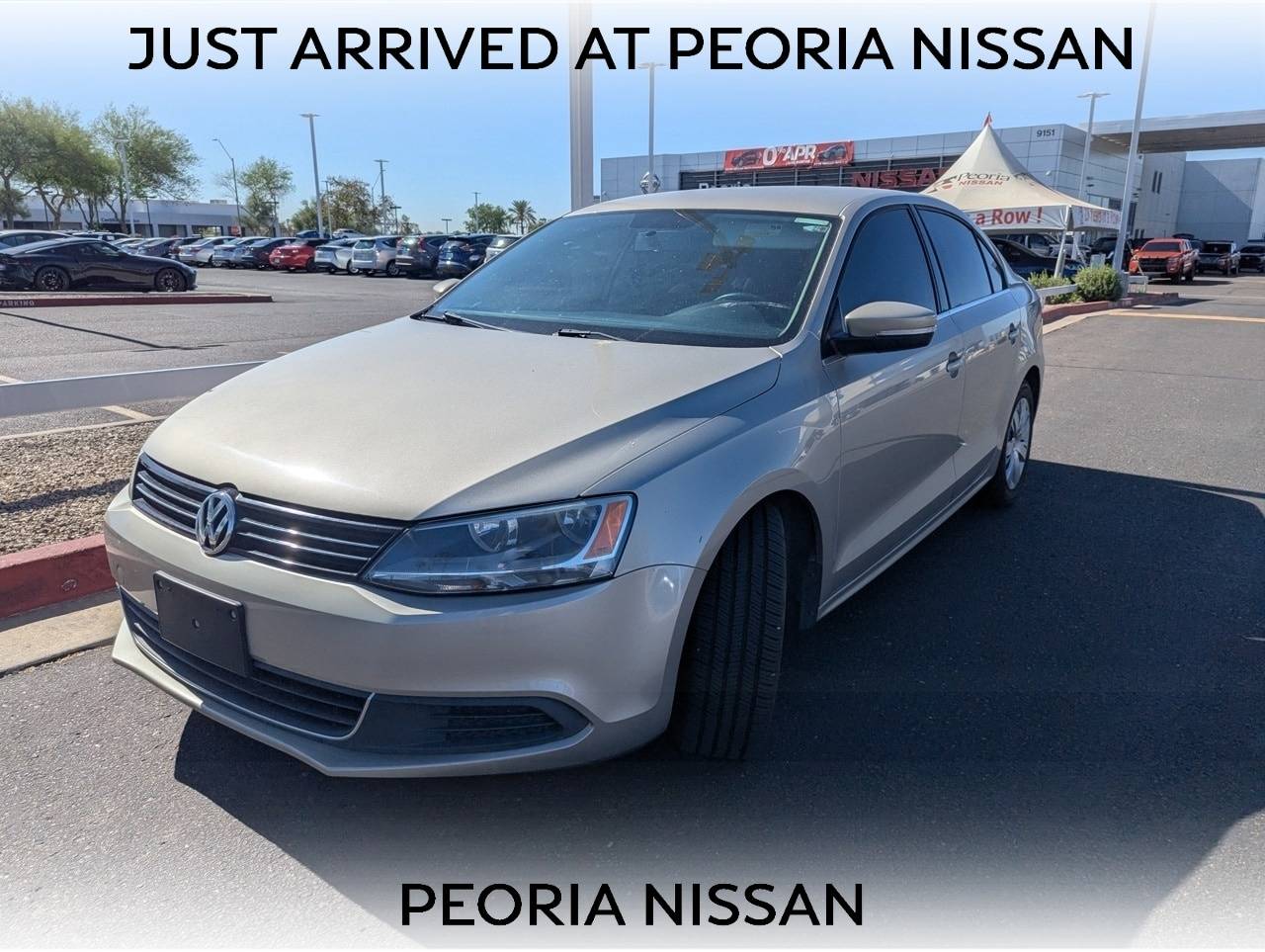 2013 Volkswagen Jetta SE — Sedan — 104,039 mi — Peoria, AZ