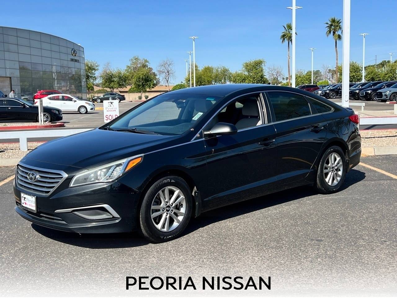 2017 Hyundai Sonata SE — Sedan — 137,599 mi — Peoria, AZ
