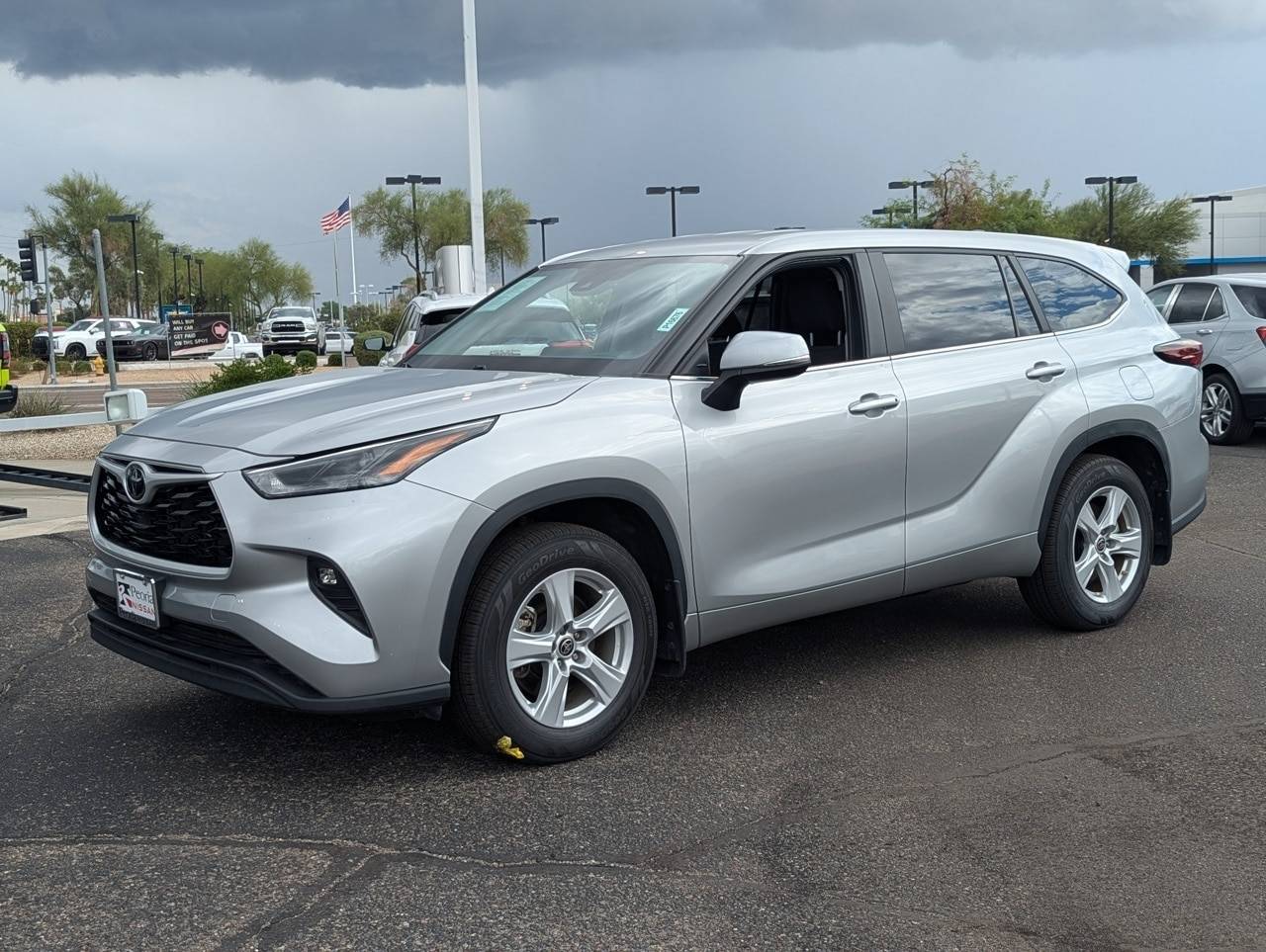 2024 Toyota Highlander LE — SUV — 48,614 mi — Peoria, AZ