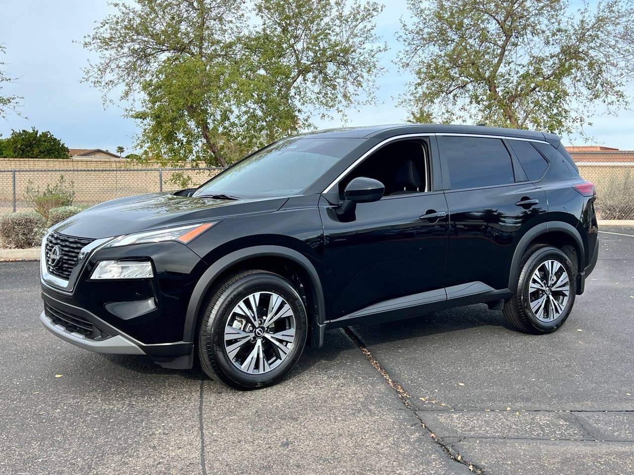 2023 Nissan Rogue SV — SUV — 14,168 mi — Peoria, AZ