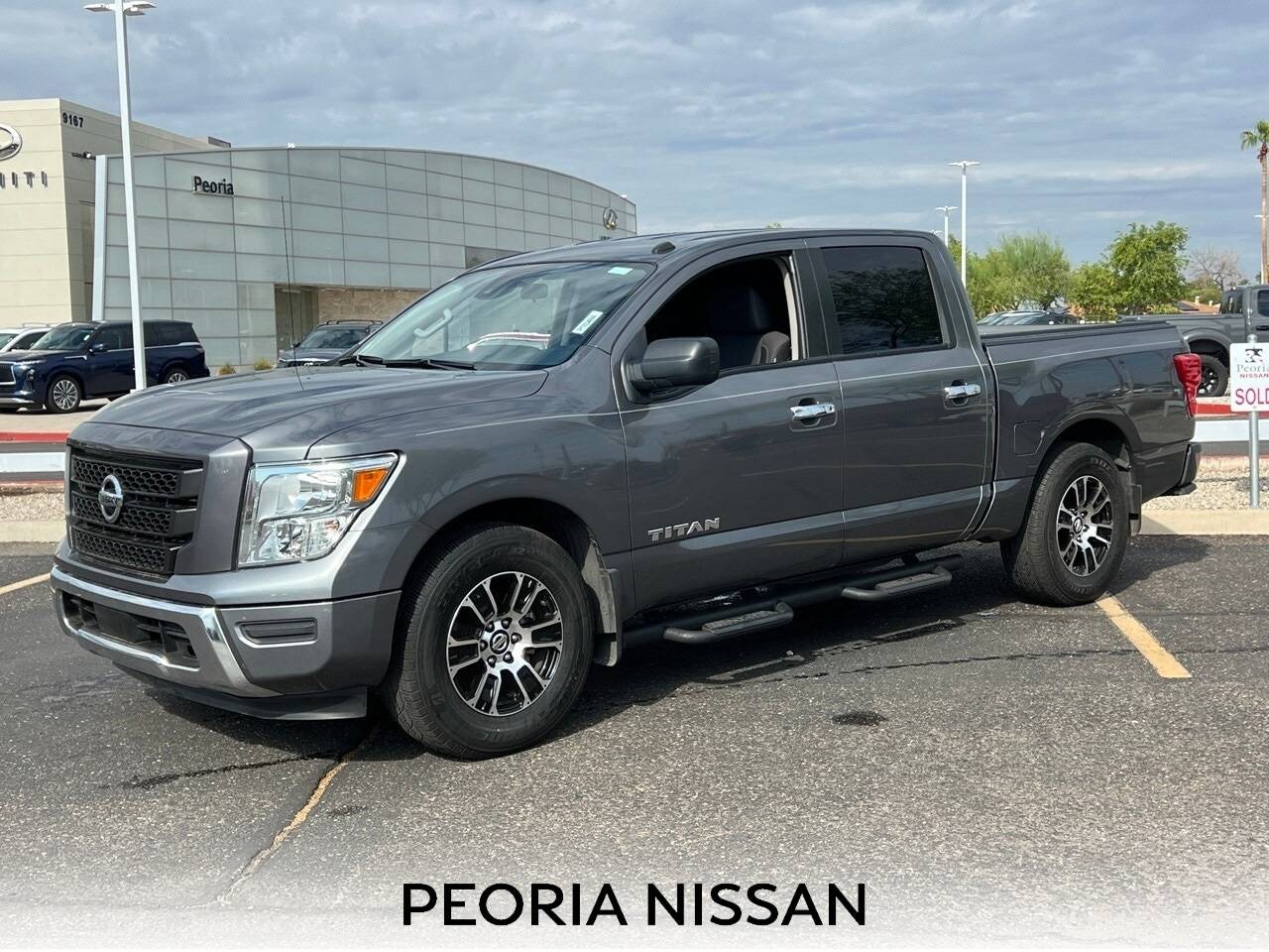 2021 Nissan Titan SV — Pickup Truck — 66,935 mi — Peoria, AZ