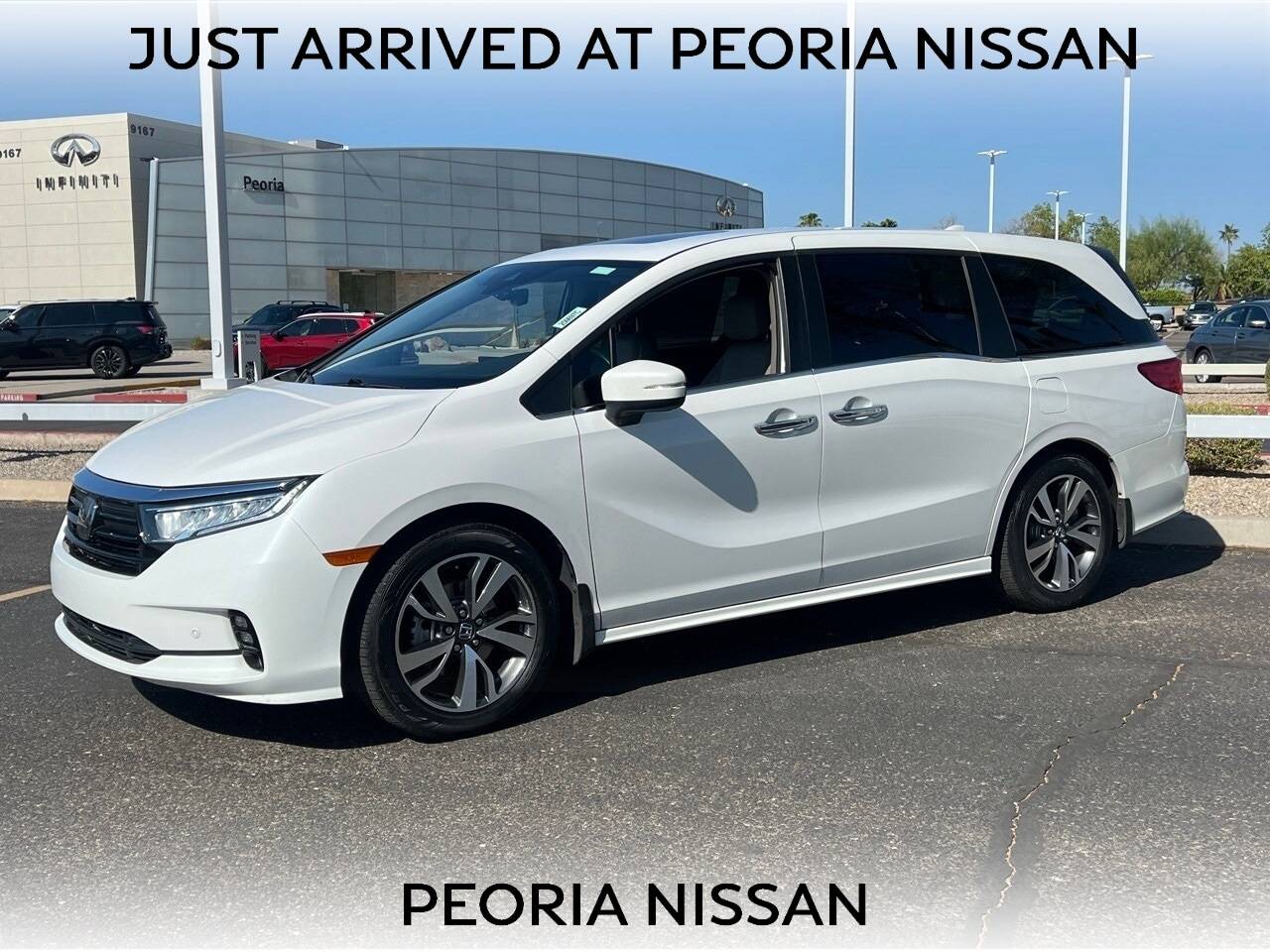 2023 Honda Odyssey Touring — Minivan — 39,830 mi — Peoria, AZ
