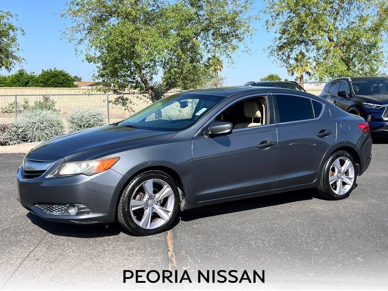 2013 Acura ILX Premium Package — Sedan — 133,866 mi — Peoria, AZ